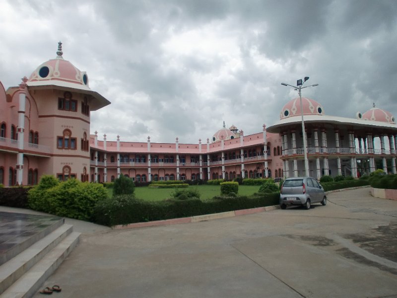 India Trip - July 2010 278.jpg